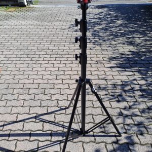 Elevatore Telescopico con livellatore manuale per BLK360 UPLIFT400 - immagine 7